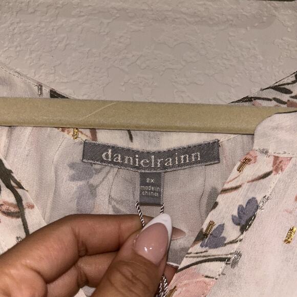 Daniel Rainn Floral Women Woven Long Sleeve Blouse Size 2X NWT $80 - Picture 2 of 6